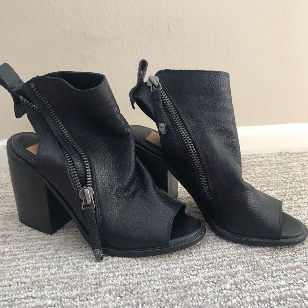 Dolce Vita heels size 7.5